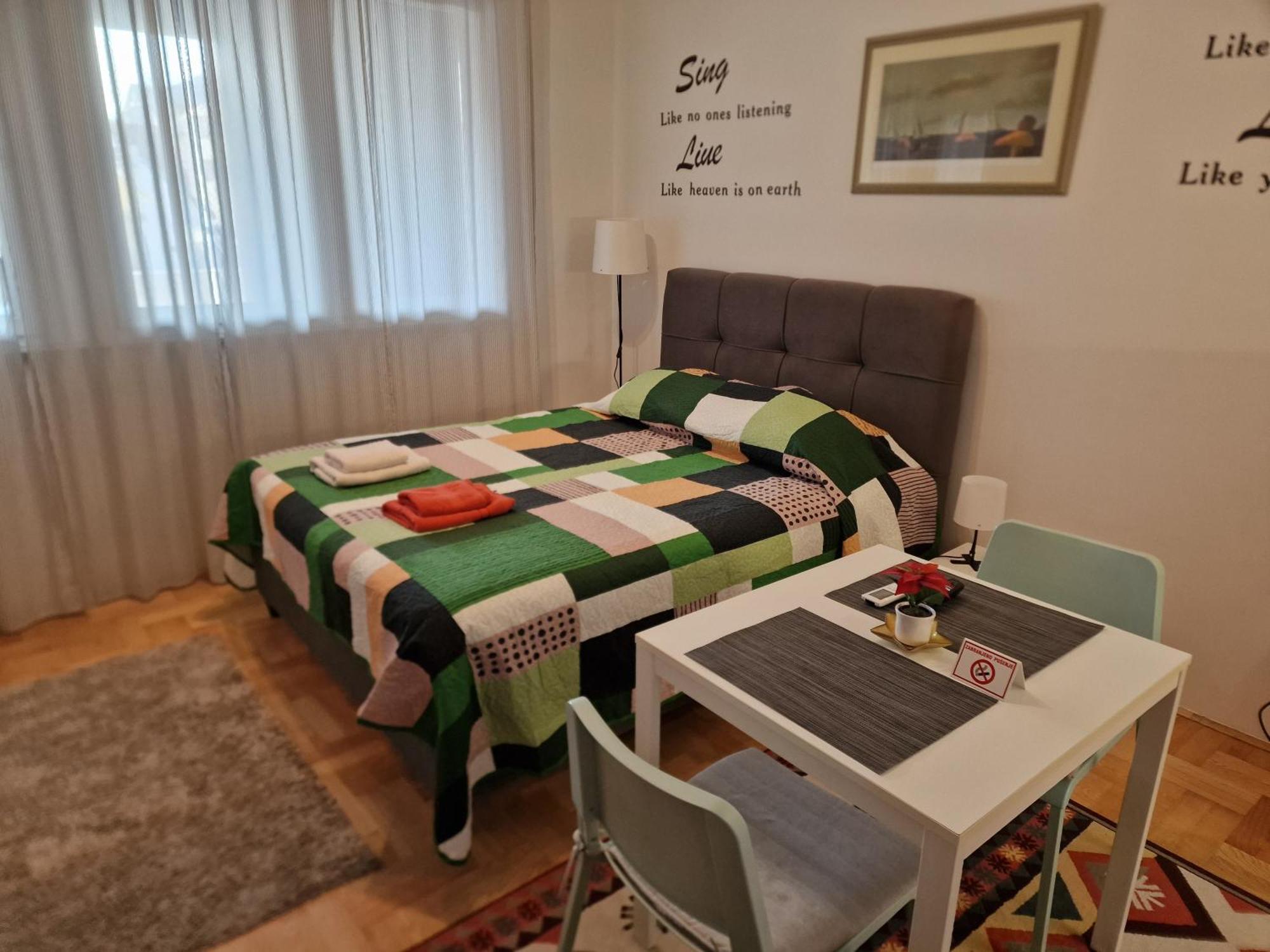 Studio Apartman Asja Apartment Zagreb Bagian luar foto